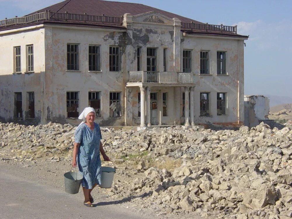 Погода в шурабе. Город Шураб Таджикистан. Таджикистан городок. Шураб. Город призрак Шураб. Шахта Шураб.