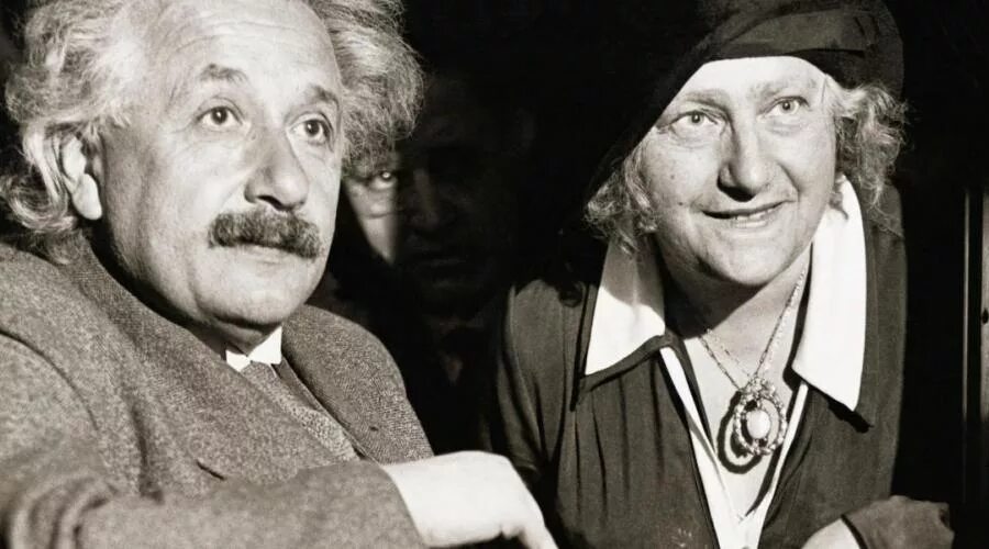 Дочь эйнштейна. Дочь эйнштейна фото. Лизерль эйнштейн фото. Дочь эйнштейна. Дочь эйнштейна.