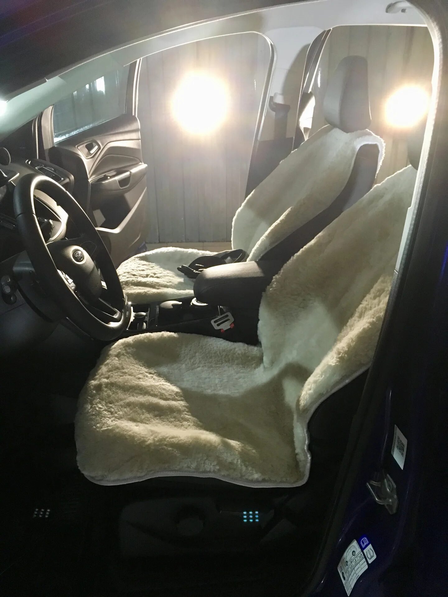 Накидки на сидения форд. Накидки на сиденья Форд Куга 2. Накидки на сидения Ford Transit 2016. Накидки на сиденья Форд фокус 3. Накидки на сиденья Форд фокус 2.