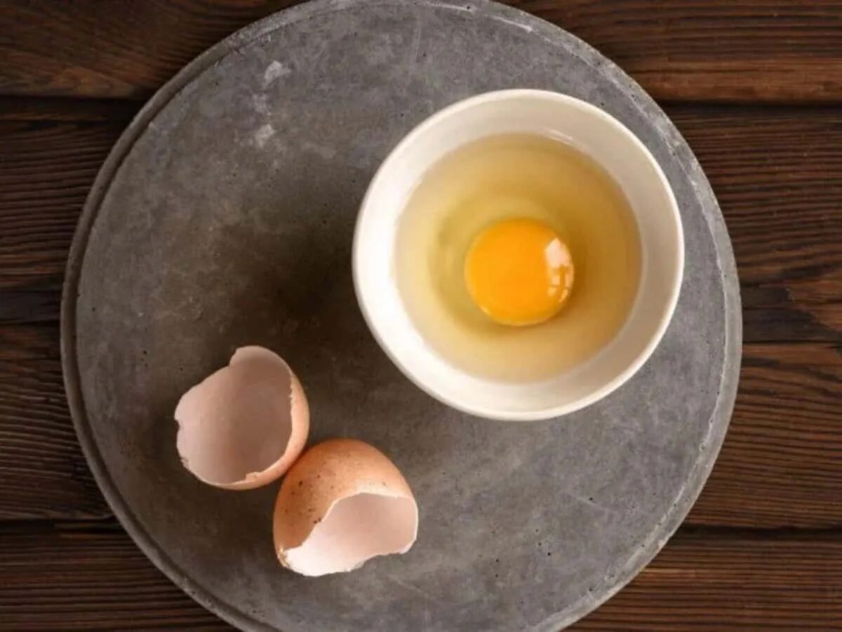 Raw eggs