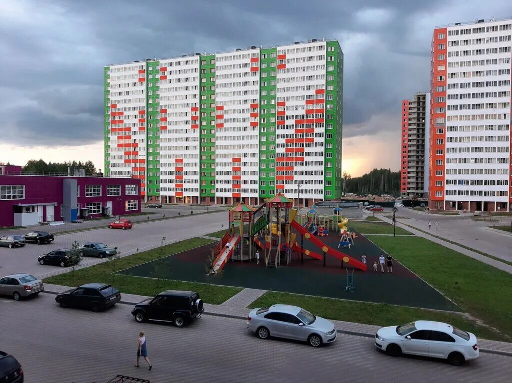 Жилой комплекс волга-лайф. Тверь ул новочеркасская волга лайф. Тверь ул театралов volga life. Волга лайф тверь. Жк волга лайф.
