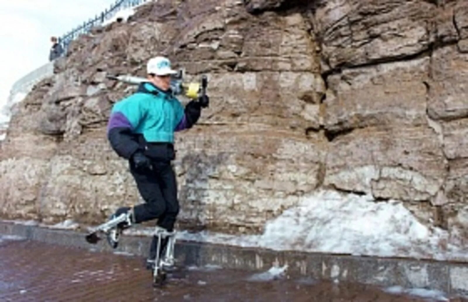 сапоги скороходы сказочные. сапоги скороходы сказка. сапоги скороходы смешные. волшебные предметы сапоги скороходы. сказочный транспорт сапоги скороходы.