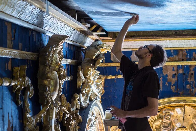 ленинград екатерининский дворец. екатерининский дворец в царском селе. екатерининский дворец до войны. екатерининский дворец пушкин реставрация. реставраторы царское село.