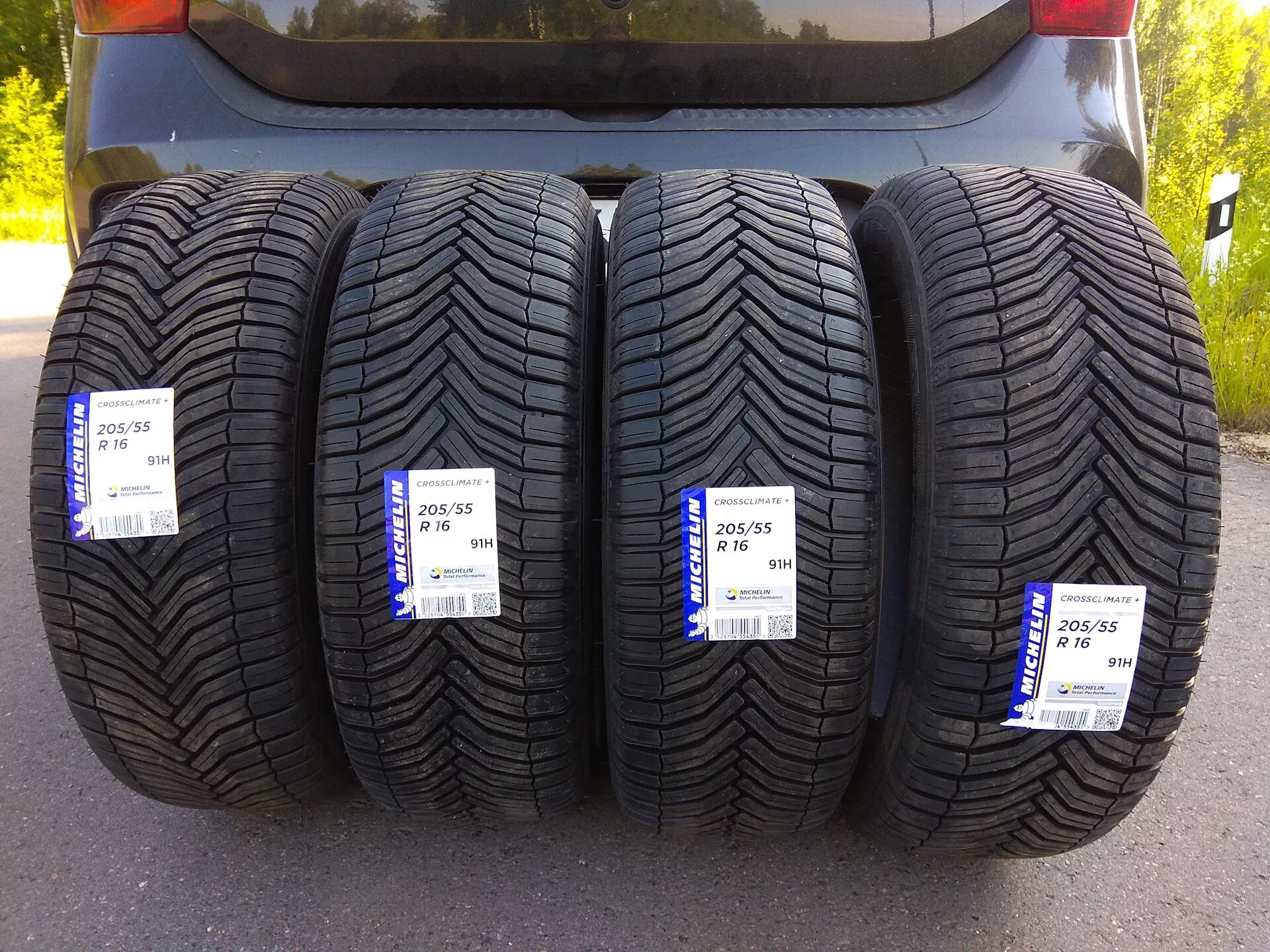 Купить летние шины мишлен 205 55. Michelin CROSSCLIMATE 2. Michelin CROSSCLIMATE 205/55 r16. Мишлен шины Cross climate. Мишлен кросс климат 205/55 r16.