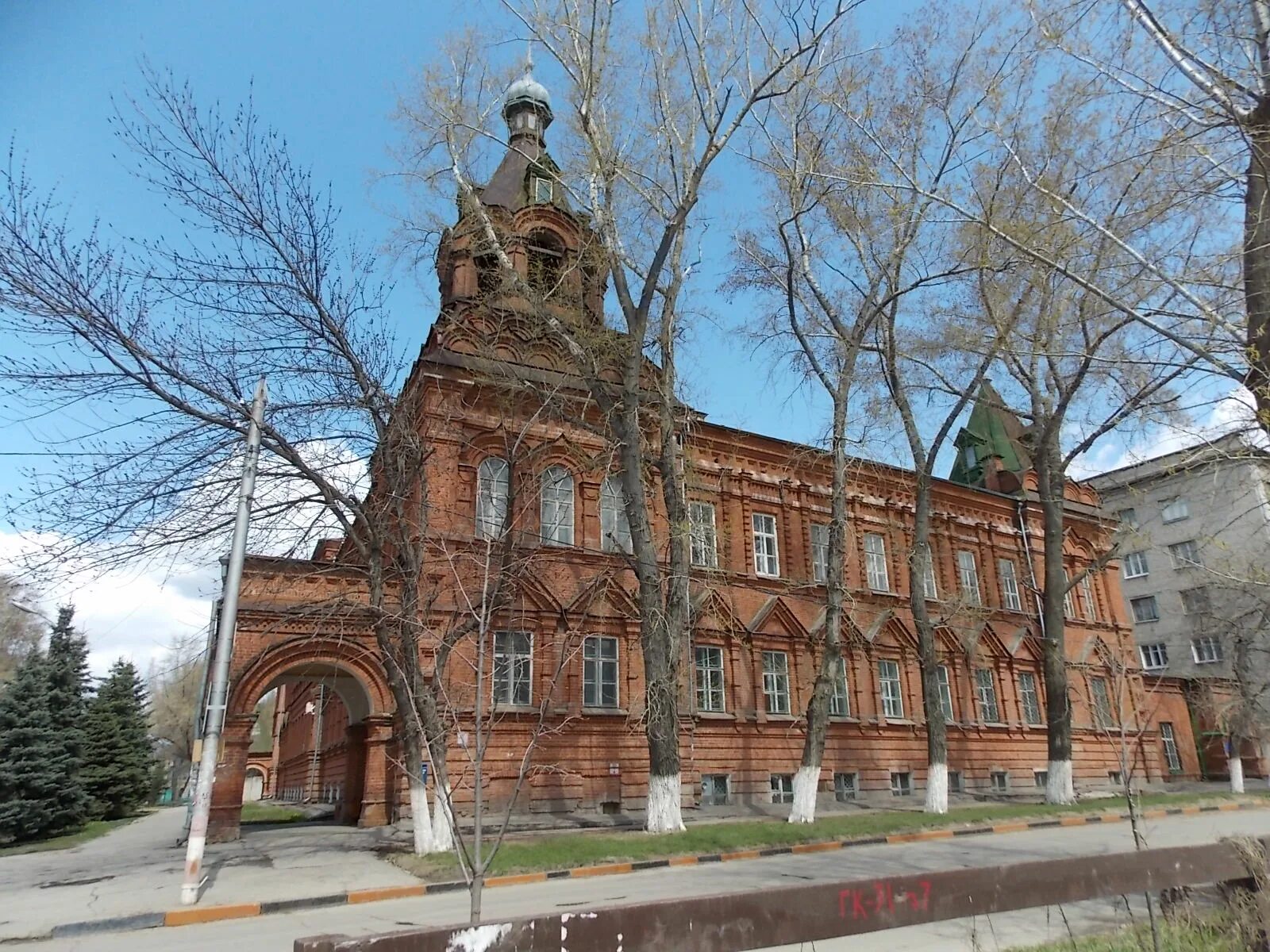 Улгу ульяновск государственный колледж мед. Ульяновский государственный институт в ульяновске. Ульяновский государственный институт в ульяновске. Мед факультет улгу. Медицинский факультет улгу ульяновск.