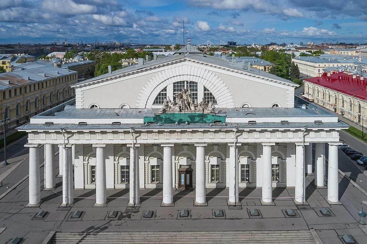 Санкт петербургской международной биржи. Здание биржи в Санкт-Петербурге. Тома де томон здание биржи в Санкт-Петербурге. Биржа на Васильевском острове. Здание биржи на Васильевском острове.