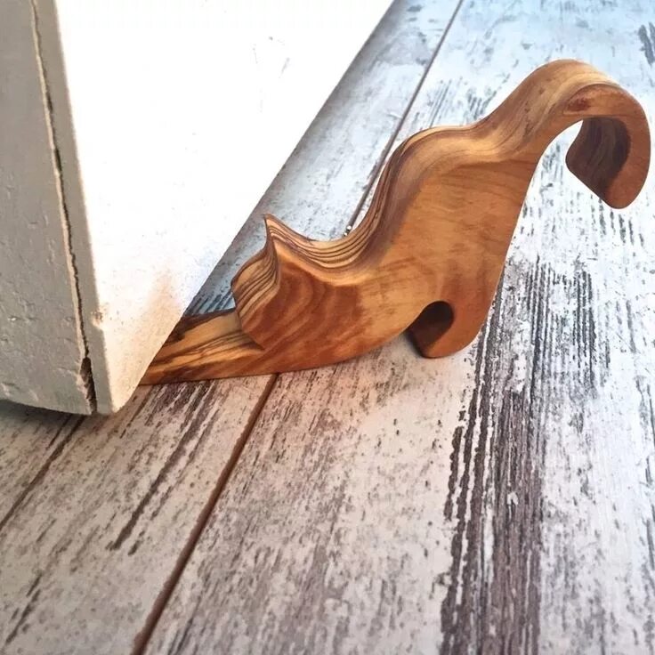 Из дерева. Небольшие изделия из дерева. Идеи из дерева. Стопор для двери из дерева. Wooden ru