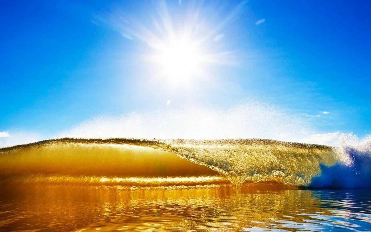 Солнце и вода. Отражение солнца в море. Отражение солнца в воде. Солнце над водой.