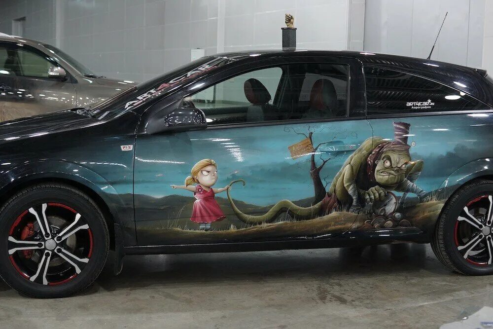 аэрография на машине. аэрография в москве. аэрография в москве. винилография lexus rx. аэрография на mazda cx5.