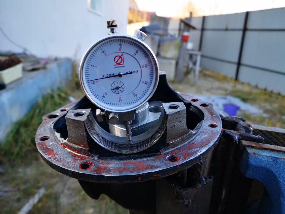 Регулирующий редуктор. Оправка 70184. приспособление для регулировки редуктора нива. приспособление для регулировки редуктора ваз 2101. оправка для редуктора ваз.