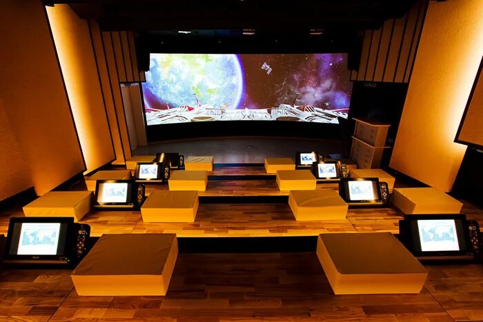 Видеомэппинг (3d mapping). Лазерный 3 д видеомэппинг. Курск театр 3д лавина. 3d мэппинг на инсталляции. Дэвид холл видеоарт.