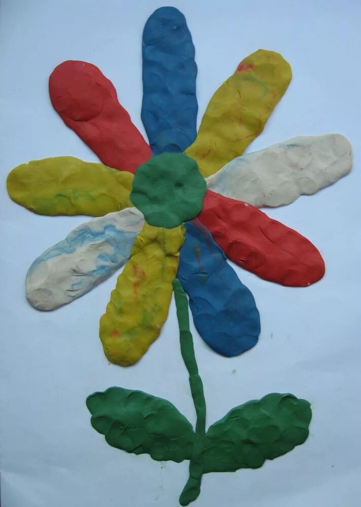 Лепка цветик семицветик средняя. Рисование пластилином в детском саду. Пластилинография для малышей. Рисование пластилином для детей. Рисование пластилином для малышей.