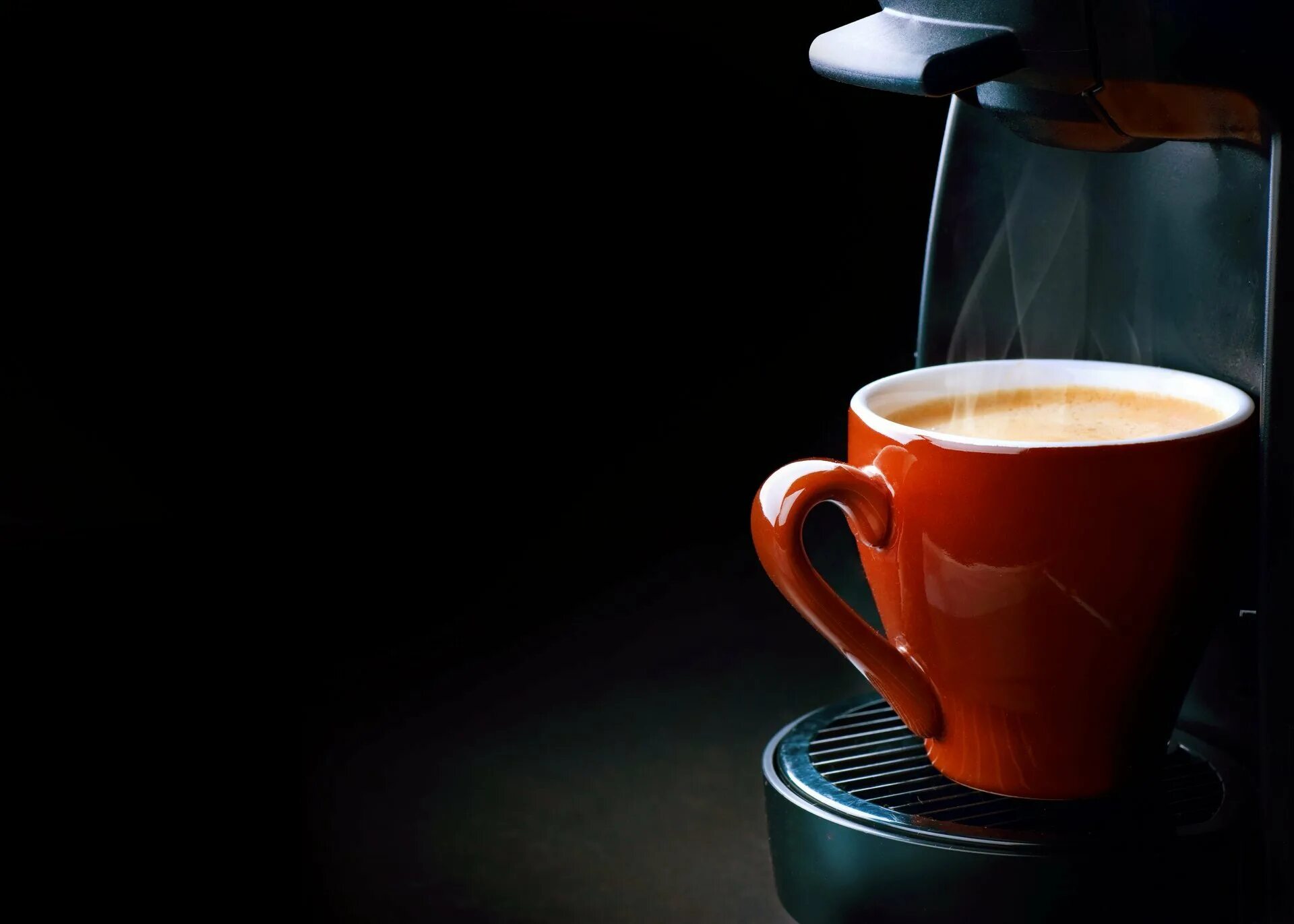Чашка кофе. Красивые кофейные чашки. Чашка кофе на рабочий стол. "На чашечку кофе…?!".