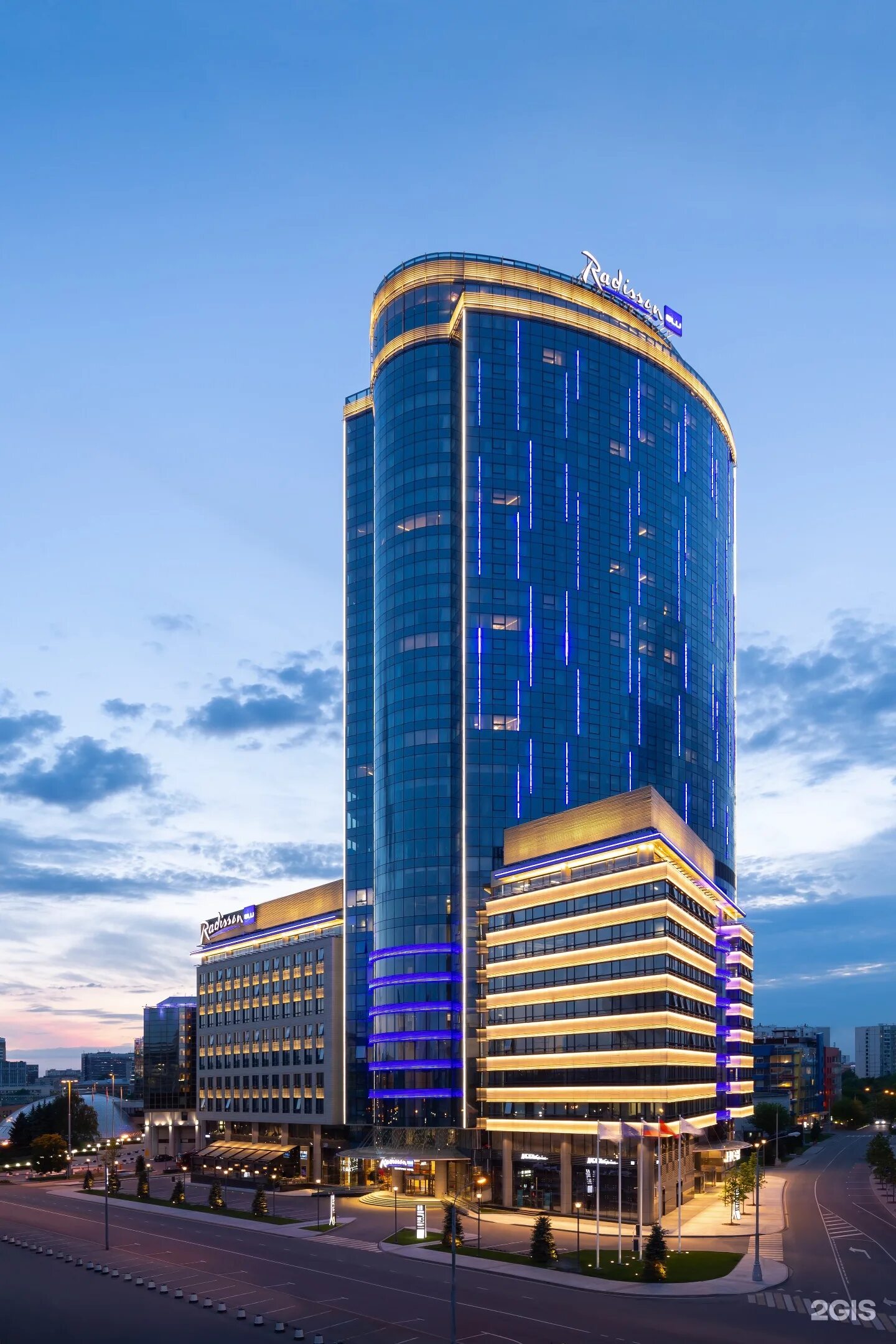 Рэдиссон Блю Олимпийский Москва. Radisson Blu Олимпийский отель Москва. Рэдиссон Блю Олимпийский Москва Самарская 1.