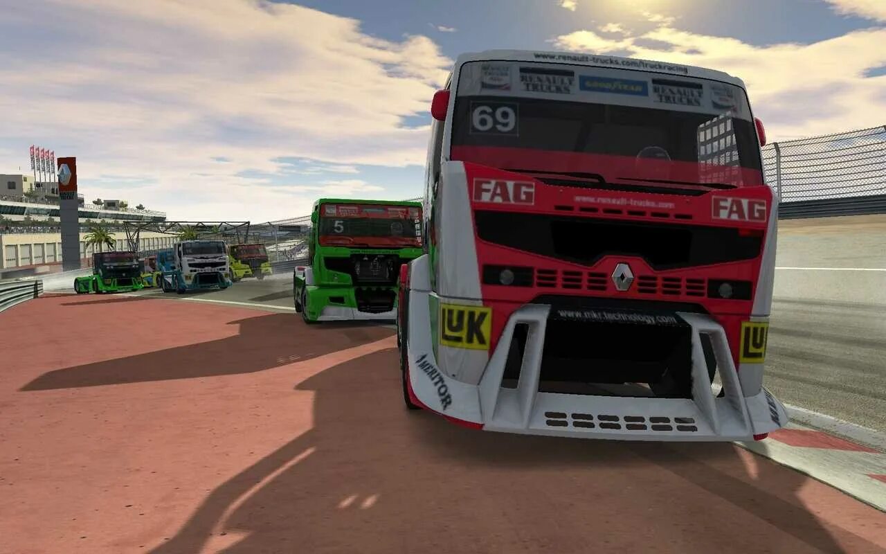 Игры гонки на грузовиках. Renault Truck Racing. Truck Racing by Renault Trucks. Гонки на тягачах. Гонки на грузовиках на ПК.