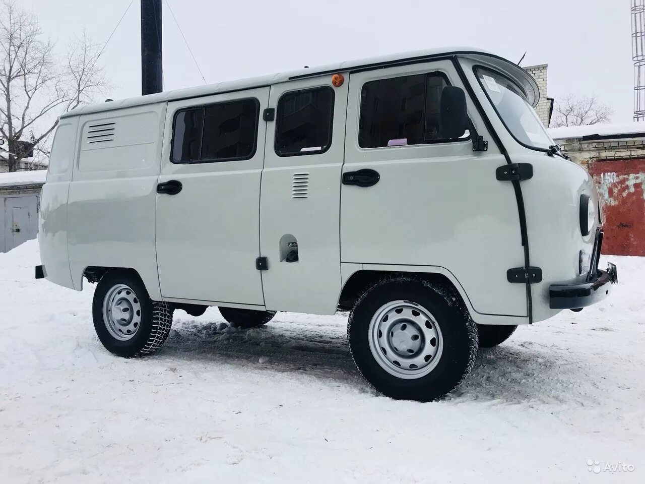 Купить уаз буханку в нижегородской. УАЗ Буханка тонированная. Затонированный УАЗ Буханка. УАЗ 452 Россети. УАЗ 396252.