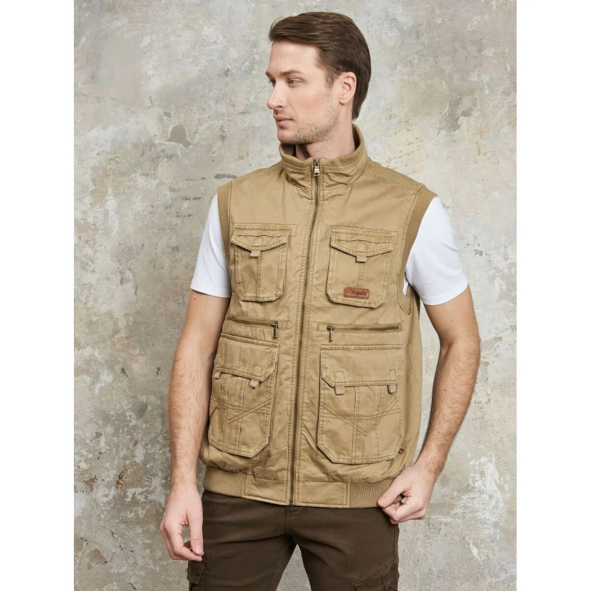 Жилет aigula мужской. Делорас жилет арт34770864. Lands end жилет утепленный. Мужская жилетка под горло. Арт жилет.