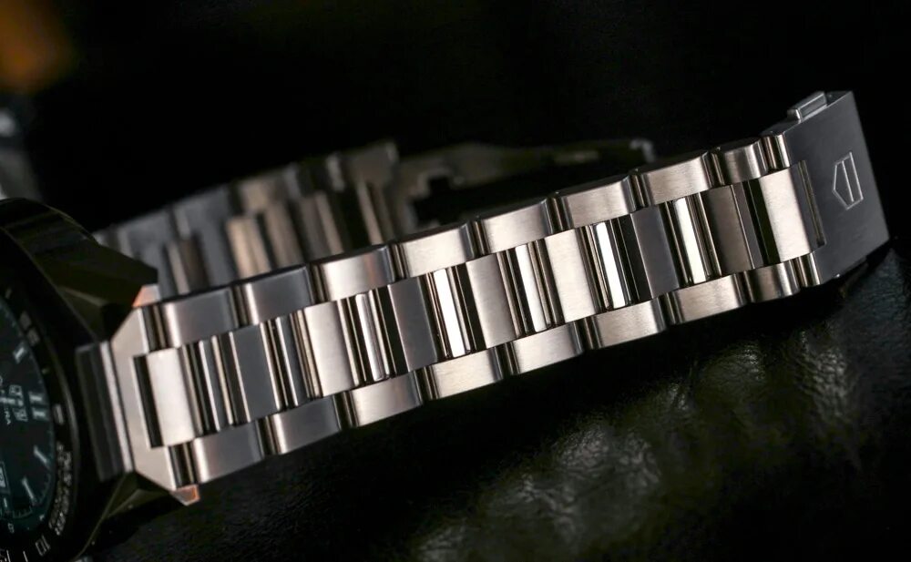 Tag Heuer титановый браслет. Браслет tag Heuer 048083. Ремешки tag Heuer Modular Hohner. Tag Heuer connected Modular 45 ремешок-браслет. Connected 45