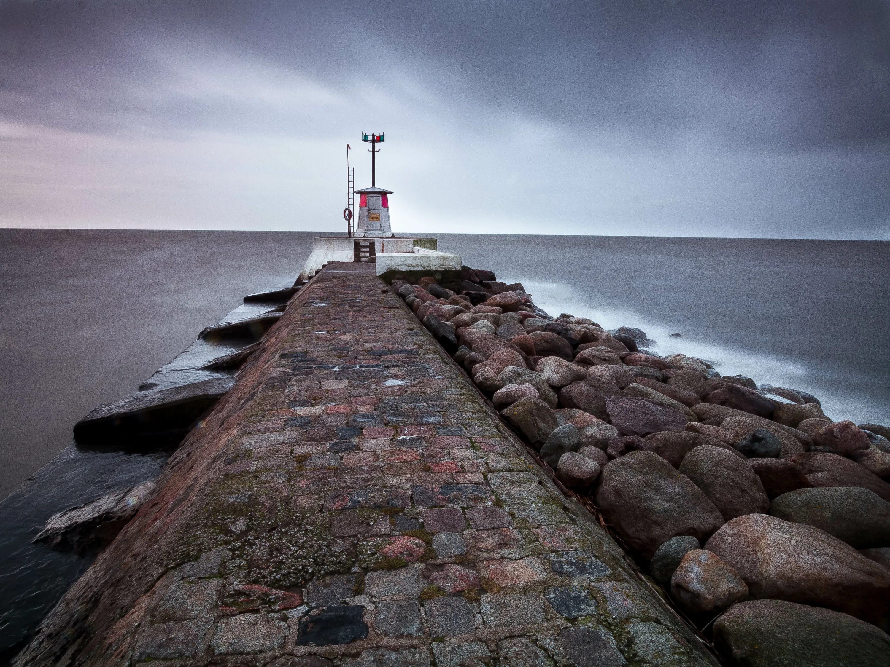 Морской причал. Каменный пирс. Волновой орган сан-франциско. Каменный причал. Каменный причал.