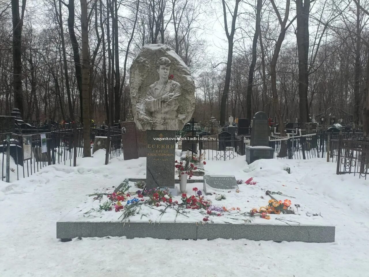 Ваганьковское кладбище 1913. Братское захоронение на Ваганьковском кладбище. Знаменитости на Ваганьковском кладбище.