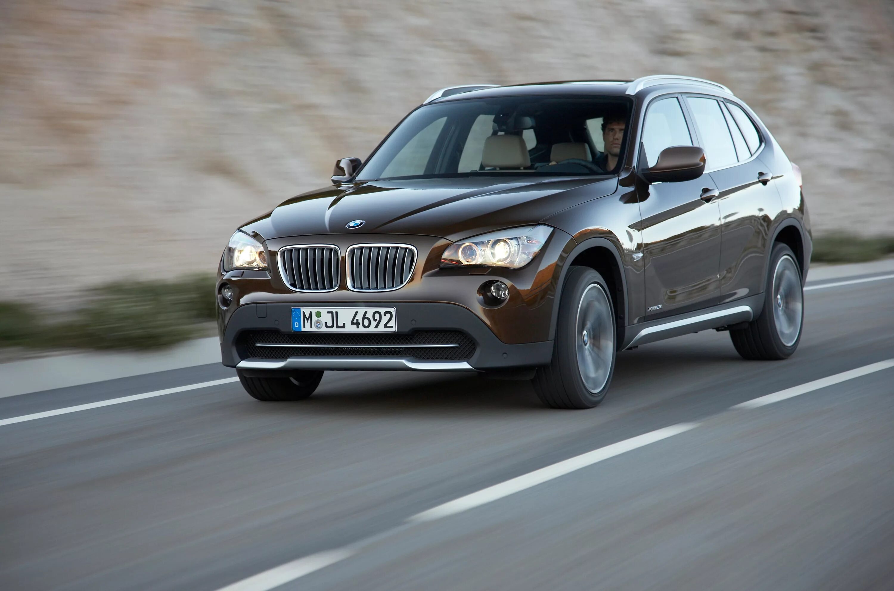 2010 х 1 1. Бмв x1 2010. bmw x1 2009. бмв x1 2025. bmw x1 2010 года.