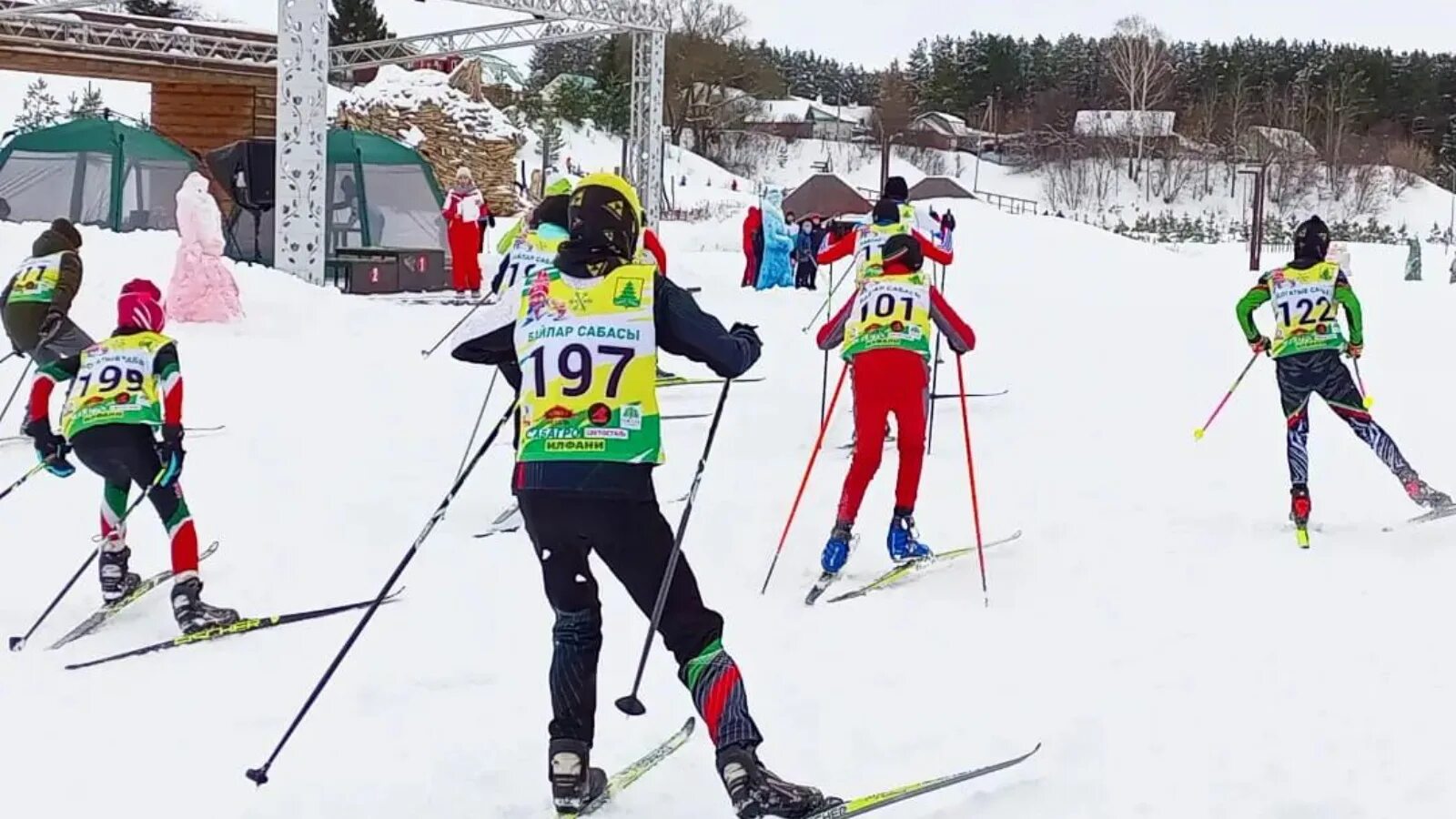 Александр терентьев и непряева. Чайковский первенство по лыжным гонкам 7 января 2023 года. Петухов лыжник. Финляндия соревнования по лыжным гонкам. Лыжные гонки непряева.