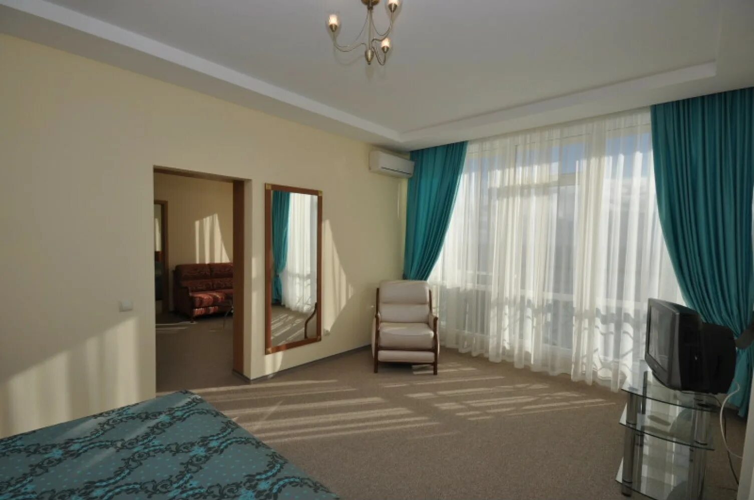 Консоль спорт симферополь цены. Спа отель Никита Ялта. Никита спа консоль отель. Никита спа консоль отель Ялта. Спа в Никите Крым.