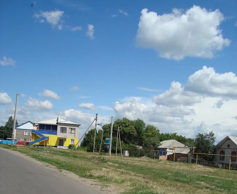 Погода в нижнем икорце. Нижний Икорец Лискинский район Воронежская область. Село Нижний Икорец Воронежская область. Нижний Икорец храм. Село верхний Икорец.