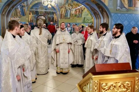 Богослужения троицкого собора