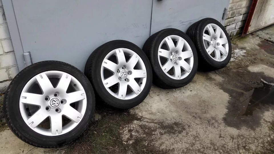 Купить колеса фольксваген бу. Диски r17 VW Passat b5. Диски r16 Passat b5. Диски VW Passat b5 r16. Passat b5 диски r15.