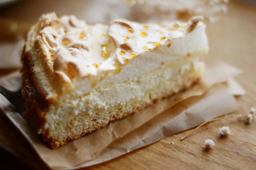 песочный пирог с меренгой и яблоками. песочный яблочный пирог с безе. песочный пирог с безе. песочный яблочный пирог с меренгой. песочный пирог с меренгой.