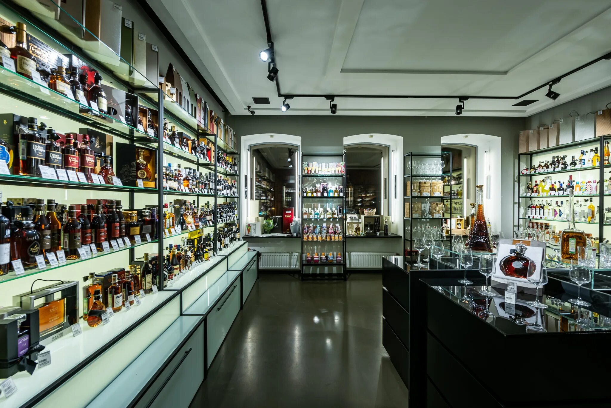 торговля алкоголем в спб. магазины калейдоскоп напитков мира в спб адреса. сабонис магазин алкоголя спб. поселок бугры винный магазин китай-город спб. бутик сабонис винный спб.