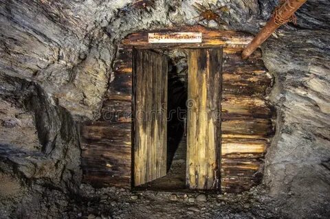 Old mine перевод