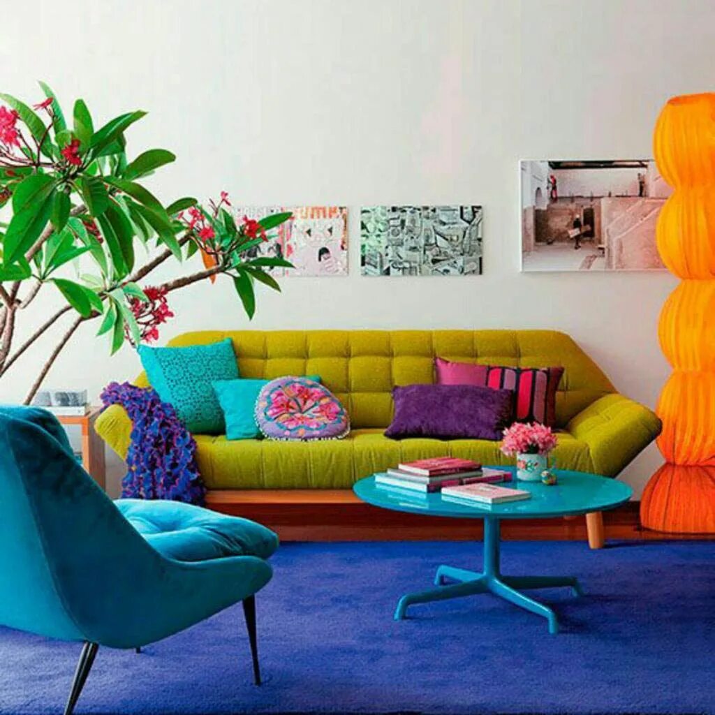 Getting out of the minimalistic slump Colourful living room decor, Vintage livin