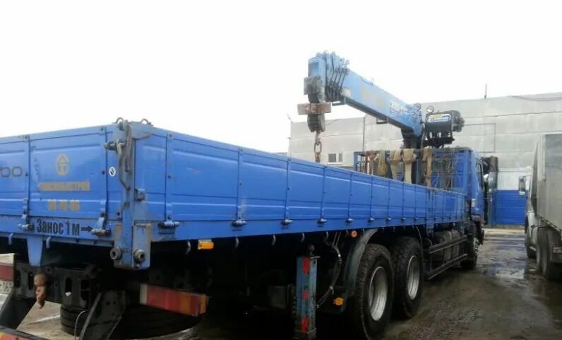 Hyundai кран манипулятор 18 метров. Манипулятор смена. Манипулятор на стройке. Камаз манипулятор 10т стрела 3т. Манипулятор исузу 10 тонн.