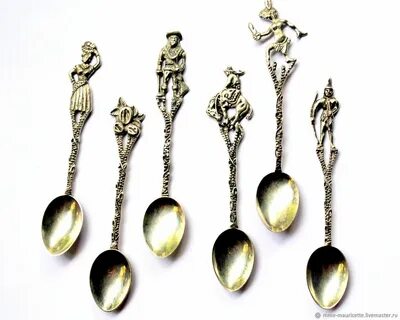 Серебряная кофейная ложка