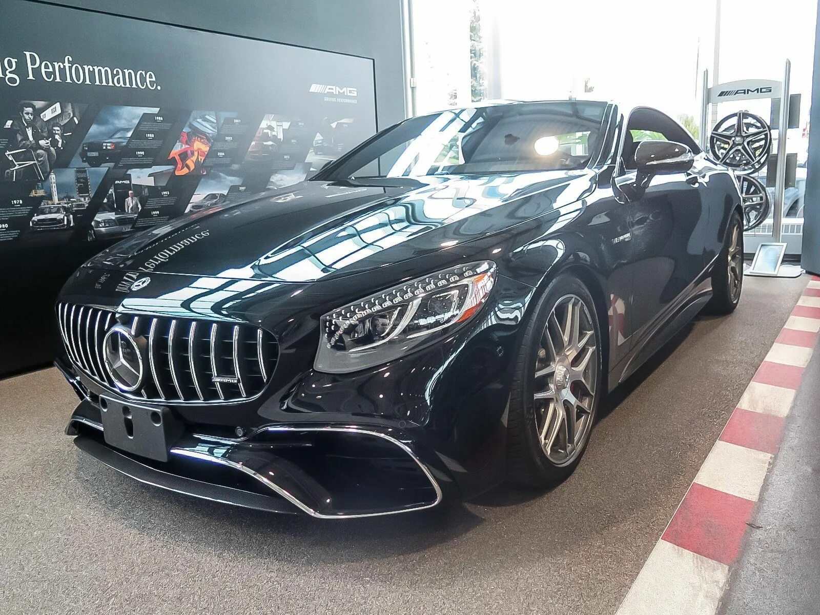 Mercedes s63 amg coupe. Мерседес s63 купе 2020. Мерседес s63 купе 2020. Mercedes 63 2020. Mercedes 63 2020.