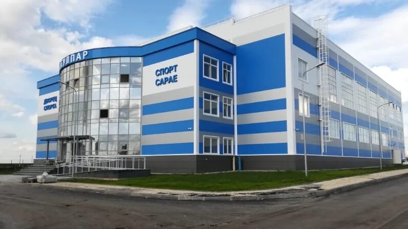 Спортивная школа тулпар нурлат. Спорткомплексы нурлат. Тулпар нурлат тренажерный зал. Спорткомплекс нурлат. Бассейн тулпар казань.