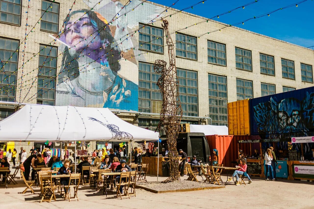 Креативные индустрии санкт петербурга. Артплей санкт-петербург. Артплей спб красногвардейская. Красногвардейская площадь артплей. Креативные индустрии санкт петербурга.