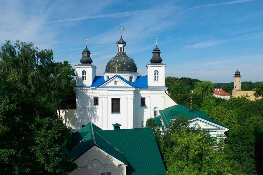 Рождество-Богородичный монастырь Гродно. Церковь Рождества Богородицы Гродно. Свято-Рождество-Богородичный ставропигиальный женский монастырь. Гродно Беларусь монастырь.