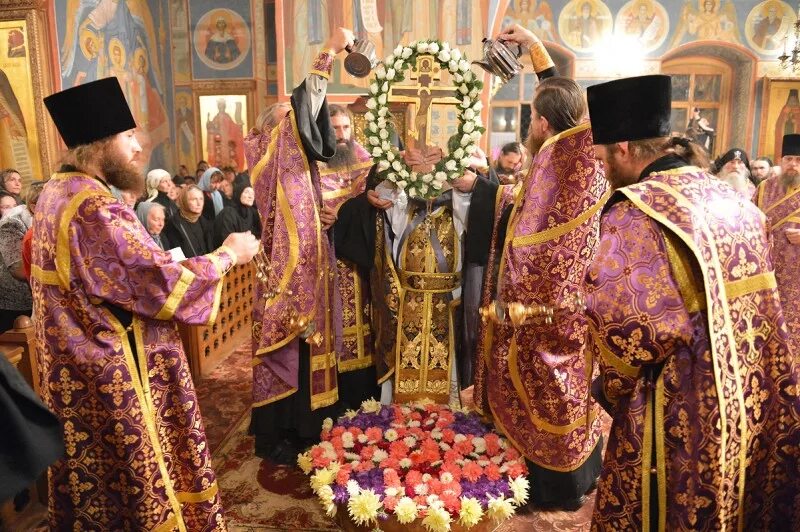 Можно ли есть на воздвижение рыбу. Можно ли есть на воздвижение рыбу
