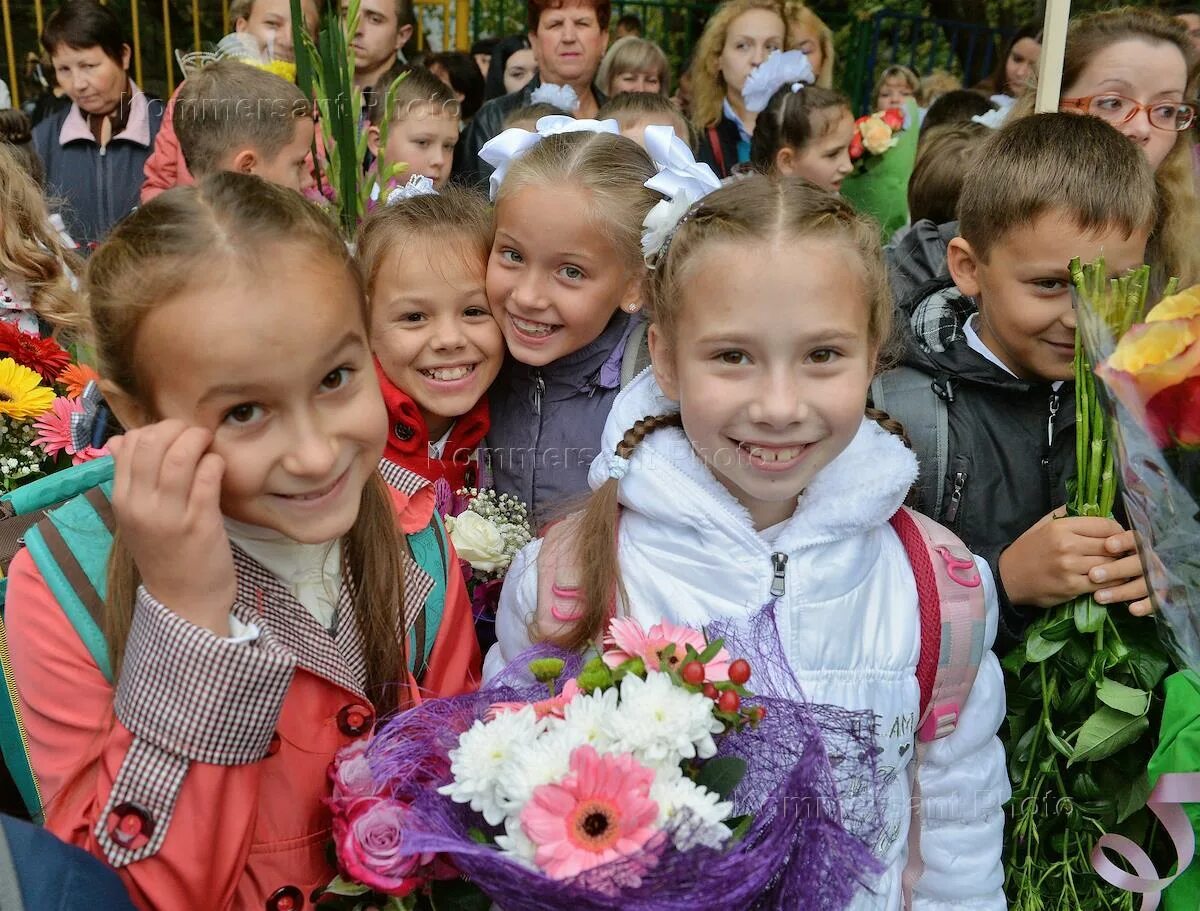 Московский лицей 1. Лицей Москва. Московский лицей. Техно лицей Москва. Лицей в Москве последний звонок.