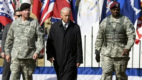 Кто стоит во главе сша