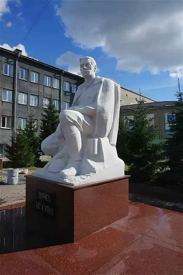 Памятник бориса богаткова в новосибирске. Памятник бориса богаткова. Памятник борису богаткову в новосибирске. Памятник бориса богаткова в новосибирске. Памятник борису богаткову.