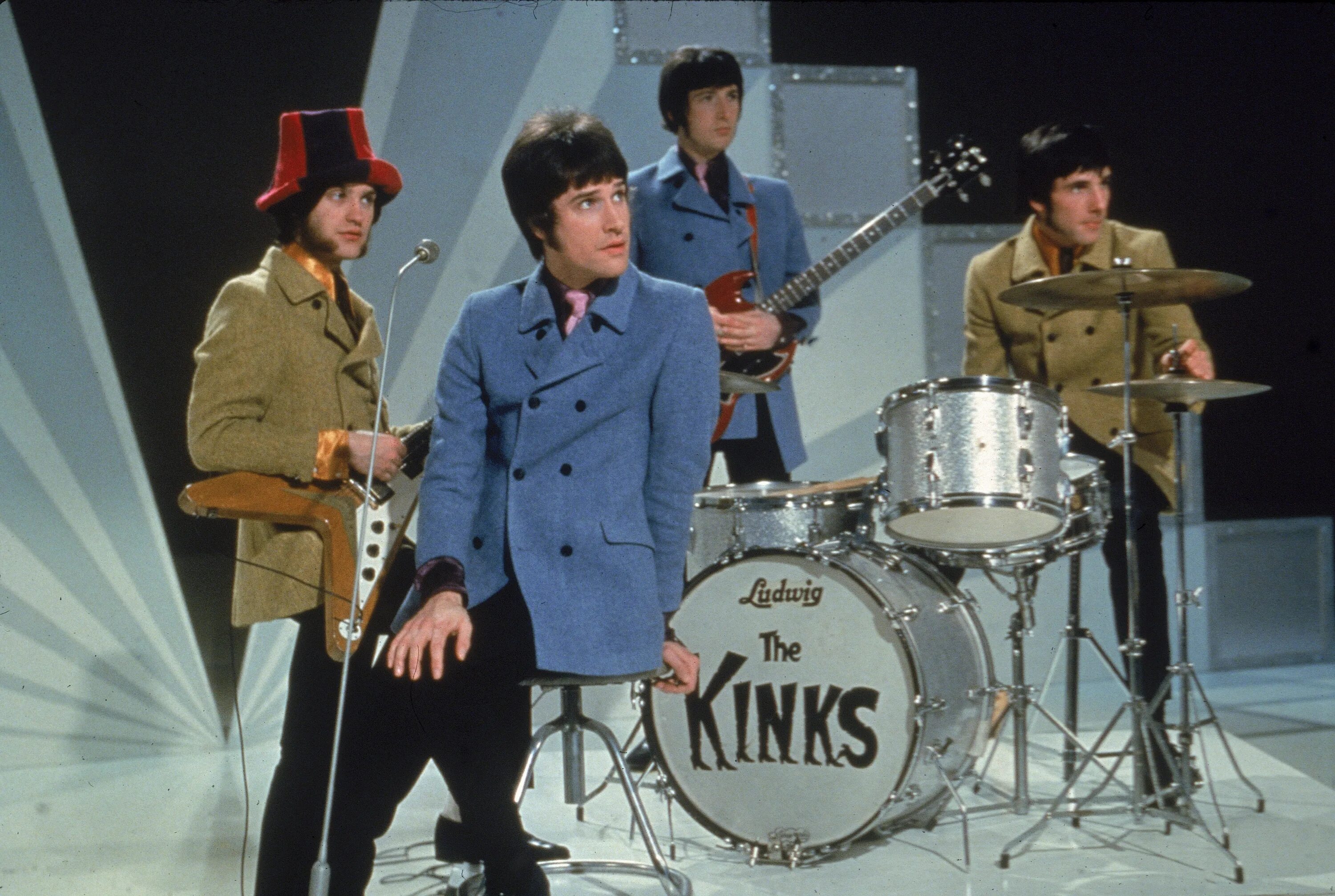 Слушать рок 70 х. Группа the kinks. Группа the Beatles 1960. Группа the Beatles 70. Битлз 60-е.