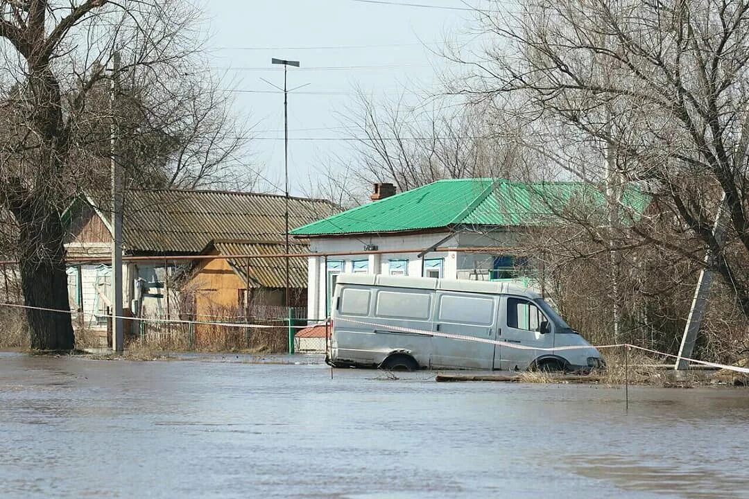 Паводок новоузенск. Наводнение в Херсонской области. Половодья в городе Аткарск. Паводок Аткарск 2016. Половодье в Астрахани.