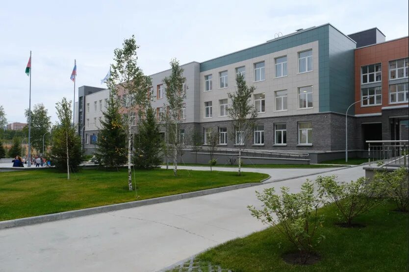 Форма лицей 200 новосибирск. Политехнический лицей 37 карасук. Лицей 66 новосибирск. Школа технополис кольцово. Лицей 9 новосибирск.