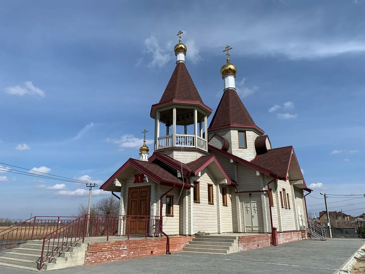 Сочи храм пантелеимона целителя. Храм пантелеймона целителя в батайске. Храм пантелеймона мурманск. Висагинский введено-пантелеимоновский храм. Батайск храм пантелеймона.