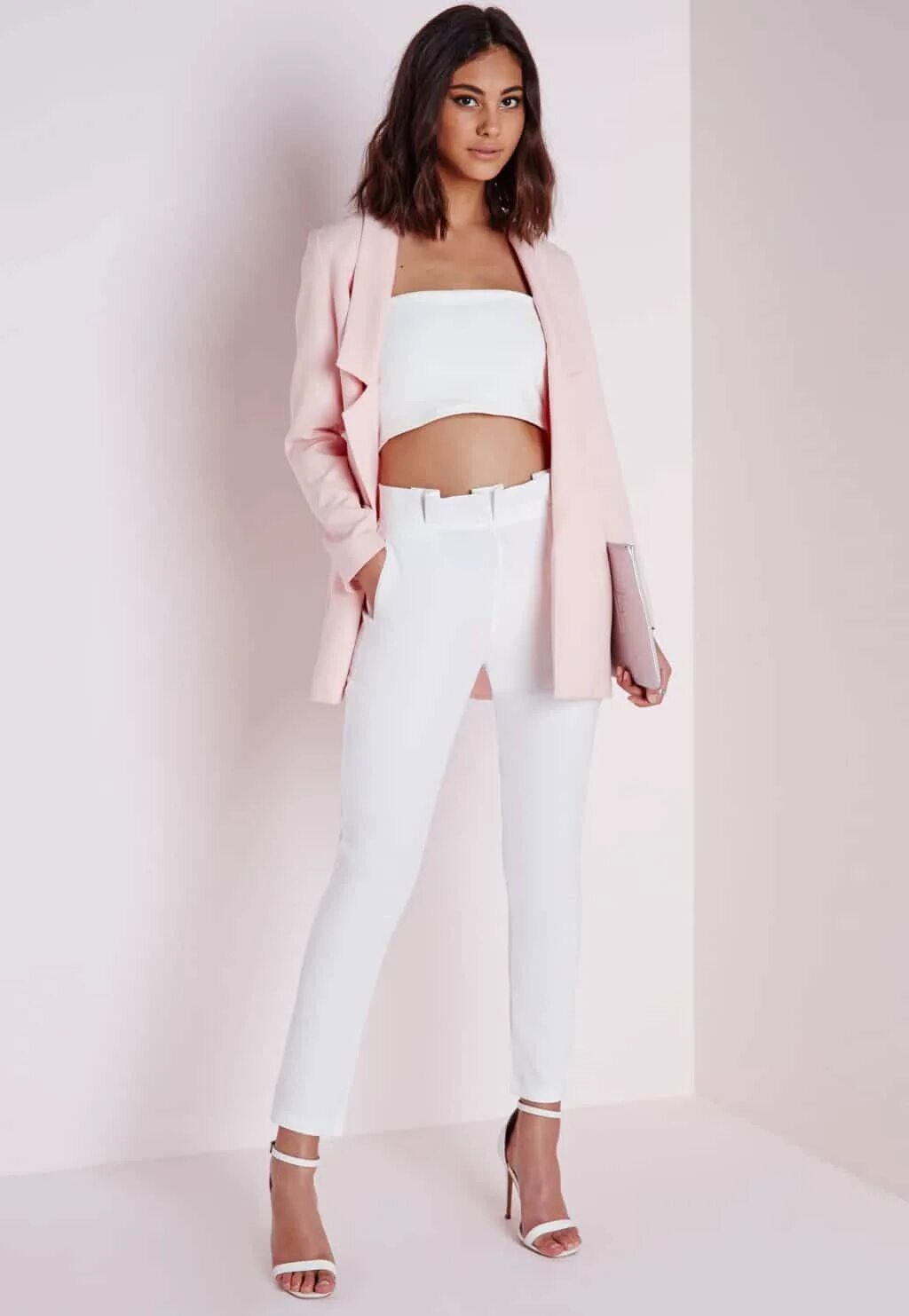 женский костюм топа брюки. женский костюм топа брюки. брючный костюм с топом. брючный костюм с топом. широкие брюки с топом.