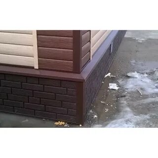 Коричневый цоколь